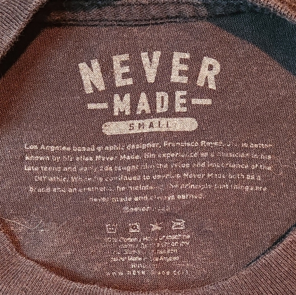 Never Made Mens Tee Shirt Short Sleeve Trash Rose Decal Both Sides Size Small - Picture 3 of 5